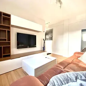 https://apt-el-pisito-reformado-y-con-ascensor.bilbaohotelsspain.com